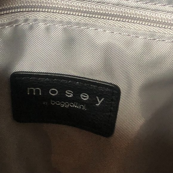 Baggallini Mosey Crossbody Purse - Picture 4 of 6